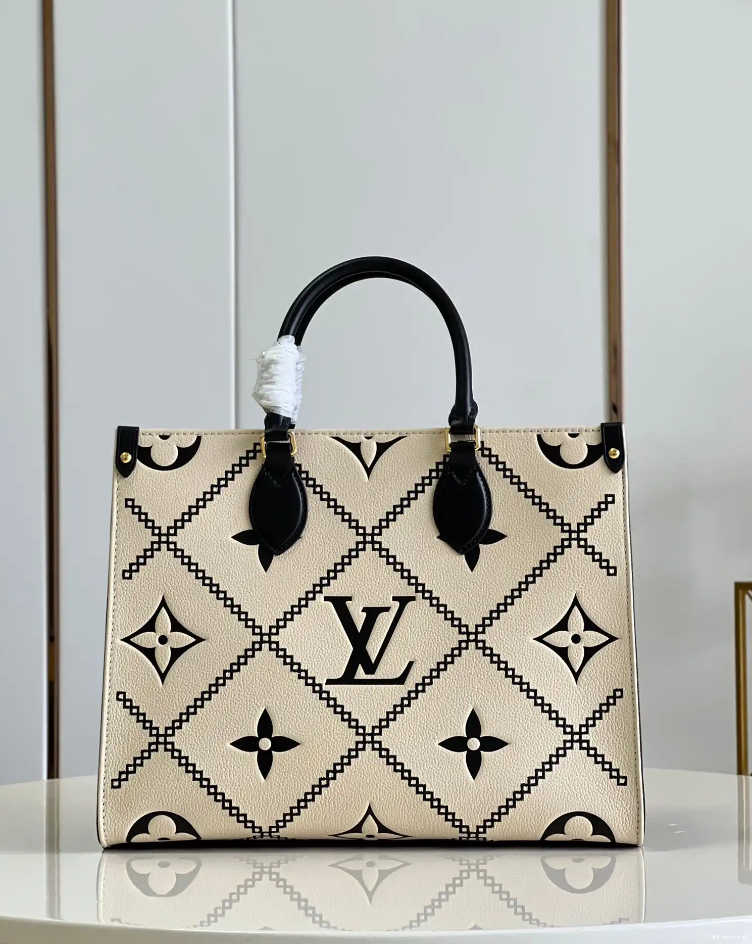 AAA Pruses Bags VUITTON ONTHEGO MM LOUIS 0602